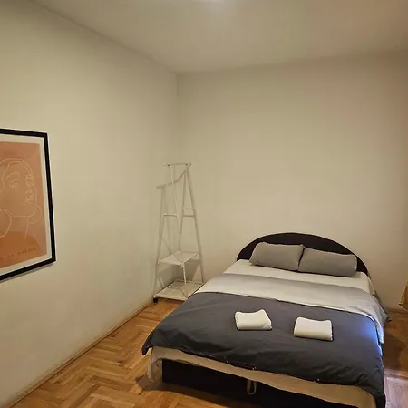 Suit 33 * Belgrade